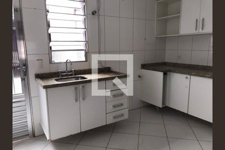 Casa à venda com 90m², 3 quartos e 1 vagaCozinha - Armários