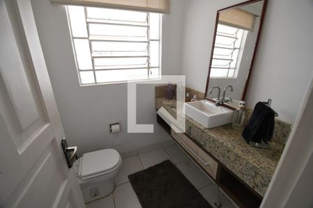 Casa à venda com 263m², 3 quartos e 2 vagasLavabo