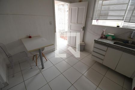 Casa à venda com 263m², 3 quartos e 2 vagasCozinha