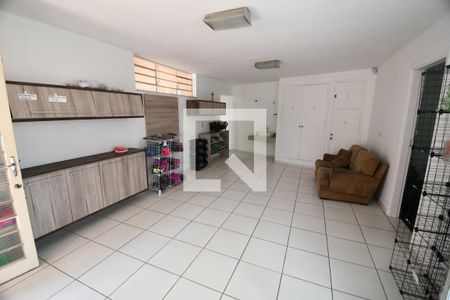 Casa à venda com 263m², 3 quartos e 2 vagasCasa 2 