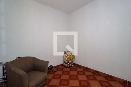 Casa à venda com 173m², 3 quartos e 3 vagas Casa à venda com 173m², 3 quartos e 3 vagasQuarto 2