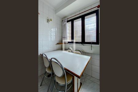 Apartamento para alugar com 80m², 2 quartos e 1 vagaCozinha