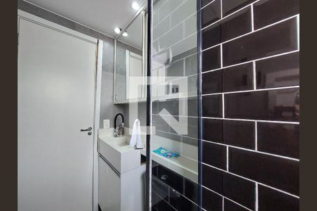 Apartamento à venda com 40m², 2 quartos e sem vaga Apartamento à venda com 40m², 2 quartos e sem vagaBanheiro