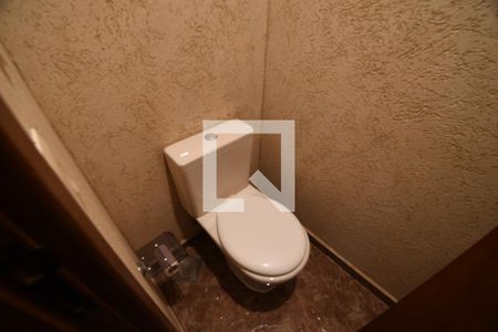 Casa de condomínio à venda com 800m², 4 quartos e 1 vagaLavabo