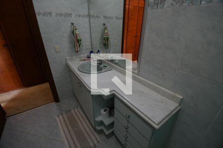 Casa de condomínio à venda com 800m², 4 quartos e 1 vagaBanheiro 3