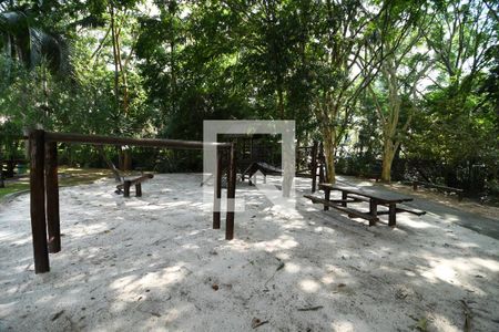 Casa de condomínio à venda com 800m², 4 quartos e 1 vagaÁrea comum