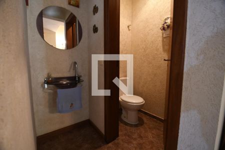 Casa de condomínio à venda com 800m², 4 quartos e 1 vagaLavabo