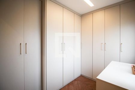 Apartamento à venda com 101m², 2 quartos e 3 vagas Apartamento à venda com 101m², 2 quartos e 3 vagasQuarto 2