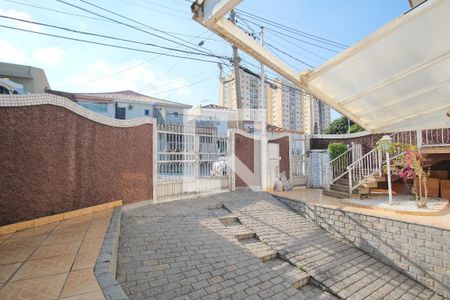 Casa à venda com 220m², 3 quartos e 5 vagasFrente