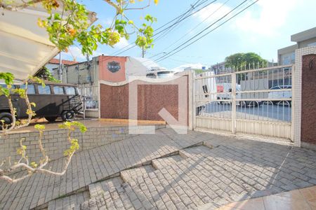 Casa à venda com 220m², 3 quartos e 5 vagasFrente