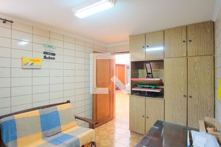 Casa à venda com 220m², 3 quartos e 5 vagasQuarto de Serviço