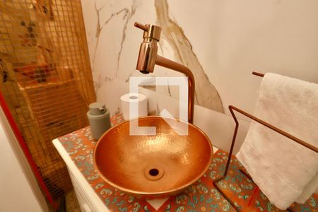 Casa à venda com 274m², 6 quartos e 1 vaga Casa à venda com 274m², 6 quartos e 1 vagaBanheiro/Suíte 5