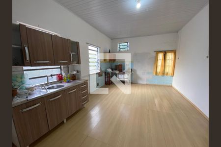 Casa à venda com 250m², 4 quartos e 2 vagas Casa à venda com 250m², 4 quartos e 2 vagasCozinha 2