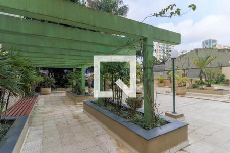 Apartamento à venda com 168m², 4 quartos e 2 vagas Apartamento à venda com 168m², 4 quartos e 2 vagasÁrea Coomum