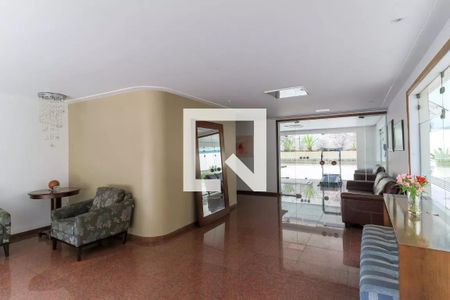 Apartamento à venda com 168m², 4 quartos e 2 vagas Apartamento à venda com 168m², 4 quartos e 2 vagasHall Social