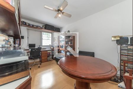 Apartamento à venda com 168m², 4 quartos e 2 vagas Apartamento à venda com 168m², 4 quartos e 2 vagasQuarto 1