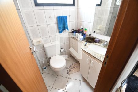 Apartamento à venda com 104m², 3 quartos e 2 vagasBanheiro 1