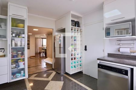 Apartamento à venda com 269m², 3 quartos e 3 vagas Apartamento à venda com 269m², 3 quartos e 3 vagasCozinha