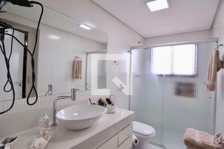 Apartamento à venda com 269m², 3 quartos e 3 vagas Apartamento à venda com 269m², 3 quartos e 3 vagasBanheiro do Quarto 1
