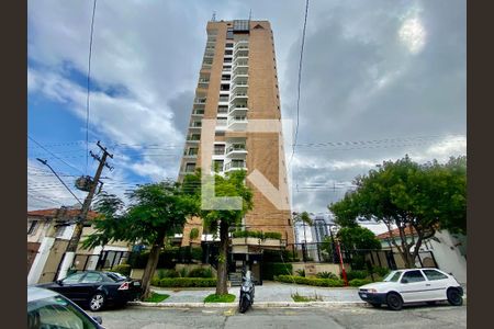 Apartamento à venda com 269m², 3 quartos e 3 vagas Apartamento à venda com 269m², 3 quartos e 3 vagasFachada