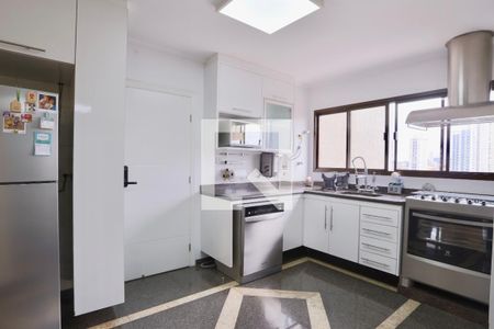 Apartamento à venda com 269m², 3 quartos e 3 vagas Apartamento à venda com 269m², 3 quartos e 3 vagasCozinha