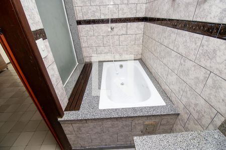 Apartamento para alugar com 103m², 3 quartos e 1 vaga Apartamento para alugar com 103m², 3 quartos e 1 vagaBanheiro quarto 3