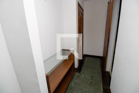 Apartamento para alugar com 103m², 3 quartos e 1 vaga Apartamento para alugar com 103m², 3 quartos e 1 vagaHall de entrada