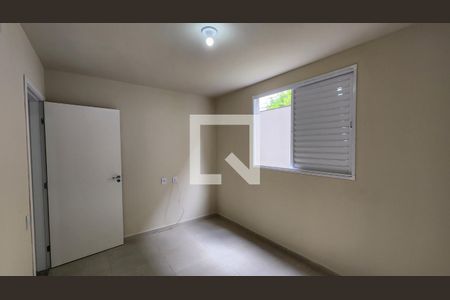 Quarto 1 de apartamento para alugar com 2 quartos, 56m² em Vila Tupi, Várzea Paulista