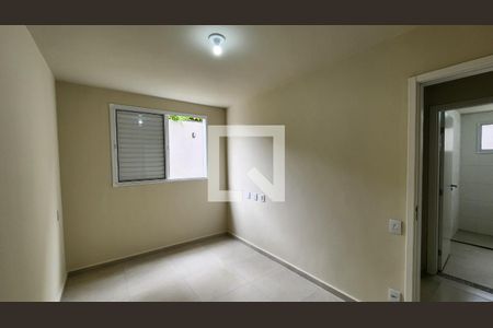 Quarto 2 de apartamento para alugar com 2 quartos, 56m² em Vila Tupi, Várzea Paulista