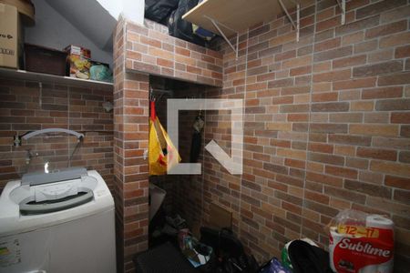 Casa à venda com 73m², 2 quartos e sem vagaÁrea de Serviço