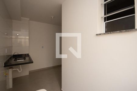 Apartamento à venda com 43m², 2 quartos e sem vaga Apartamento à venda com 43m², 2 quartos e sem vagaCozinha e Área de Serviço