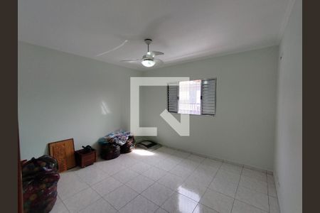 Casa à venda com 300m², 4 quartos e 2 vagas Casa à venda com 300m², 4 quartos e 2 vagasQuarto 03