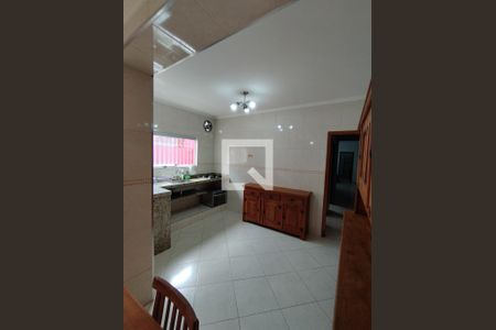 Casa à venda com 300m², 4 quartos e 2 vagas Casa à venda com 300m², 4 quartos e 2 vagasCozinha