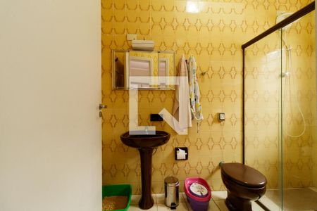 Casa à venda com 170m², 4 quartos e 4 vagas Casa à venda com 170m², 4 quartos e 4 vagasBanheiro da Suíte