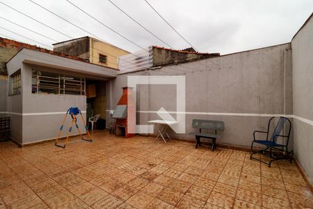 Casa à venda com 170m², 4 quartos e 4 vagas Casa à venda com 170m², 4 quartos e 4 vagasQuintal