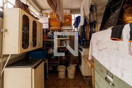 Casa à venda com 170m², 4 quartos e 4 vagas Casa à venda com 170m², 4 quartos e 4 vagasÁrea de Serviço