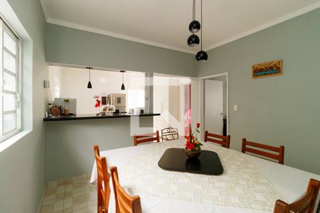 Casa à venda com 170m², 4 quartos e 4 vagas Casa à venda com 170m², 4 quartos e 4 vagasSala de Jantar