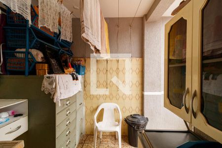 Casa à venda com 170m², 4 quartos e 4 vagas Casa à venda com 170m², 4 quartos e 4 vagasÁrea de Serviço