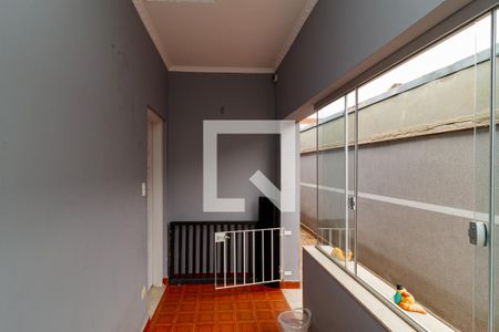 Casa à venda com 170m², 4 quartos e 4 vagas Casa à venda com 170m², 4 quartos e 4 vagasHall de entrada