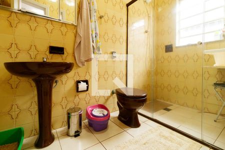 Casa à venda com 170m², 4 quartos e 4 vagas Casa à venda com 170m², 4 quartos e 4 vagasBanheiro da Suíte