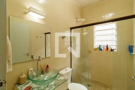 Casa à venda com 170m², 4 quartos e 4 vagas Casa à venda com 170m², 4 quartos e 4 vagasBanheiro