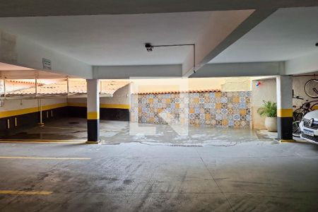 Apartamento à venda com 119m², 2 quartos e 1 vaga Apartamento à venda com 119m², 2 quartos e 1 vagaÁrea comum