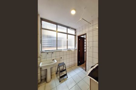 Apartamento à venda com 119m², 2 quartos e 1 vaga Apartamento à venda com 119m², 2 quartos e 1 vagaÁrea de Serviço