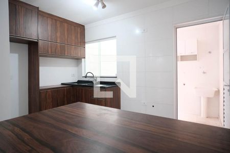 Sala/Cozinha de casa de condomínio para alugar com 2 quartos, 62m² em Vila Ré, São Paulo