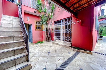 Casa à venda com 240m², 5 quartos e 2 vagasÁrea externa