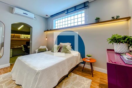 Casa à venda com 240m², 5 quartos e 2 vagasQuarto 3