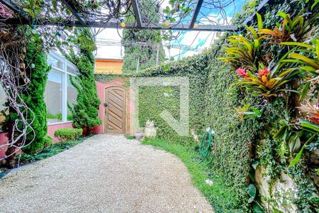 Casa à venda com 240m², 5 quartos e 2 vagasVista da Varanda