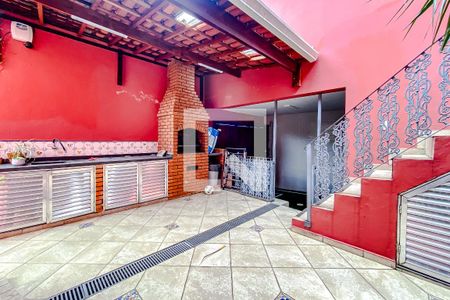 Casa à venda com 240m², 5 quartos e 2 vagasÁrea externa