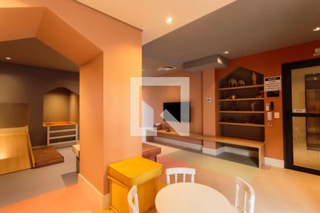 Studio à venda com 32m², 1 quarto e sem vaga Studio à venda com 32m², 1 quarto e sem vagaBrinquedoteca