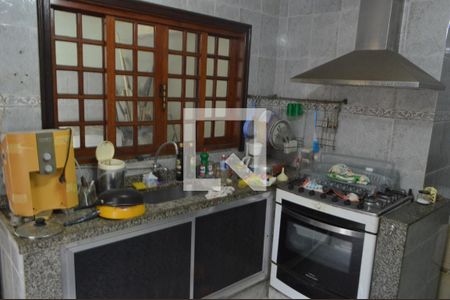 Casa à venda com 235m², 3 quartos e 3 vagas Casa à venda com 235m², 3 quartos e 3 vagasCozinha